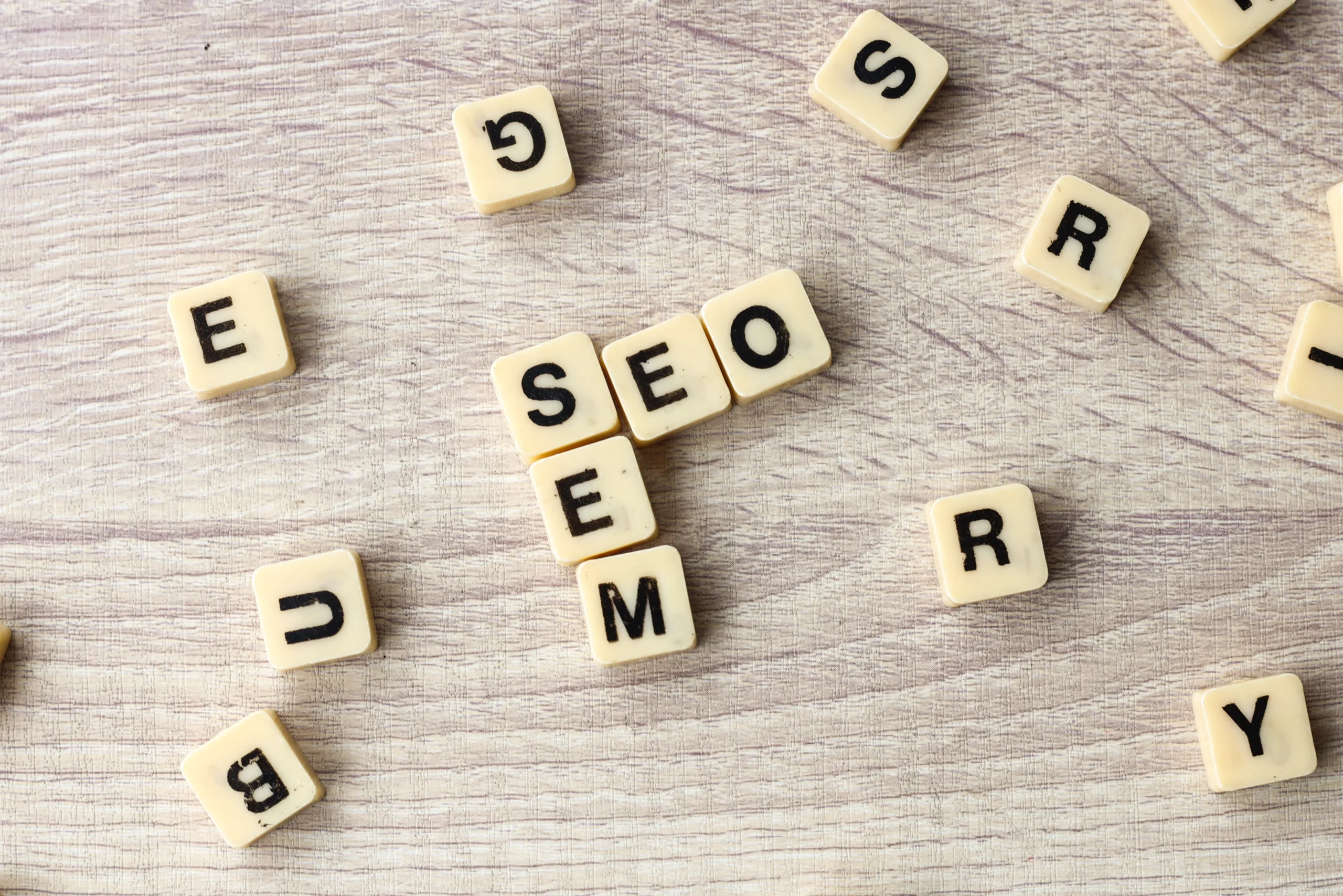From Keywords to Queries: The Rise of Semantic SEO in the AI Era