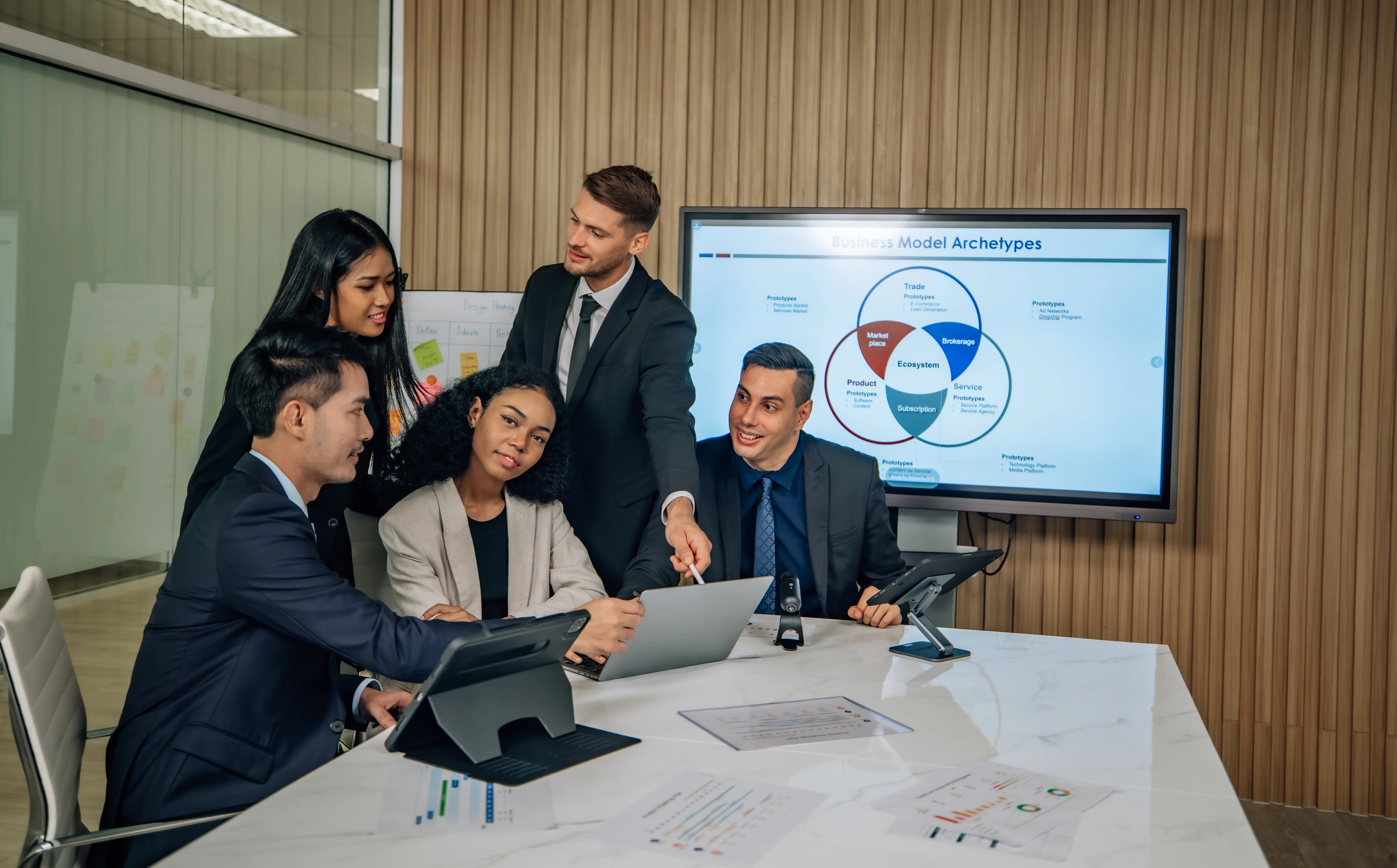 Enterprise SEO Management Guide: Scale SEO Strategy 2025